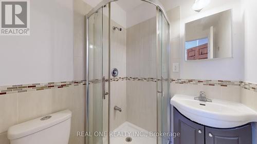 250 Bathurst Street, Toronto, ON - Indoor Photo Showing Bathroom