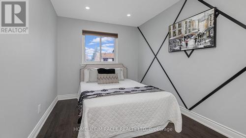 53 Moregate Crescent, Brampton, ON - Indoor Photo Showing Bedroom