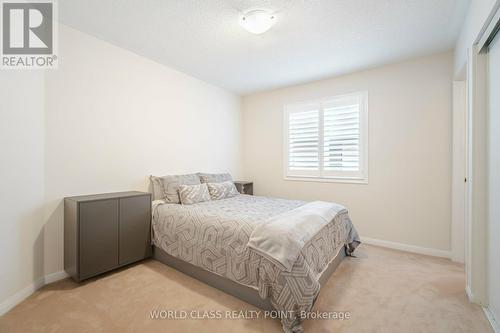 16 Birch Tree Trail, Brampton (Bram East), ON - Indoor Photo Showing Bedroom