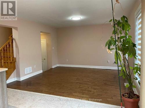 1581 Gowling Terrace, Milton (Clarke), ON - Indoor Photo Showing Other Room