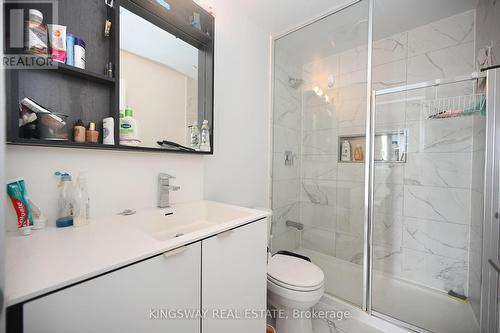 1410 - 4065 Confederation Parkway, Mississauga (City Centre), ON - Indoor Photo Showing Bathroom