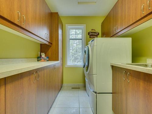 Laundry room - 500 Rue Des Rosiers, Sainte-Adèle, QC - Indoor Photo Showing Laundry Room