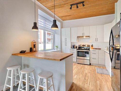 Cuisine - 11-65 Rue Richelieu, Saint-Jean-Sur-Richelieu, QC - Indoor Photo Showing Kitchen