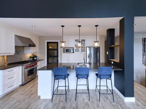 Cuisine - 2088 Ch. Régimbald, Saint-Donat, QC - Indoor Photo Showing Kitchen With Upgraded Kitchen