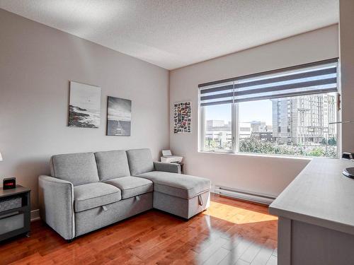 Bedroom - 302-800 Boul. Lucille-Teasdale, Terrebonne (Lachenaie), QC - Indoor Photo Showing Living Room