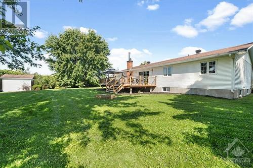 2586 Wilhaven Drive, Cumberland, ON - Outdoor With Deck Patio Veranda