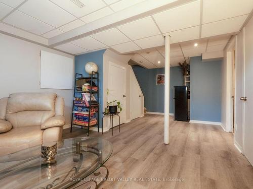 3396 Snowball Rd, Mississauga, ON - Indoor