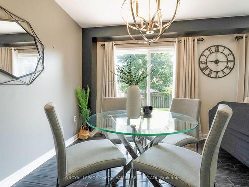 3396 Snowball Rd, Mississauga, ON - Indoor Photo Showing Dining Room