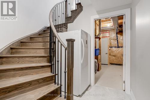 22 Kaleia Avenue, Aurora (Bayview Southeast), ON - Indoor Photo Showing Other Room