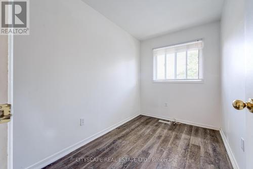 24 - 2779 Gananoque Drive, Mississauga, ON - Indoor Photo Showing Other Room