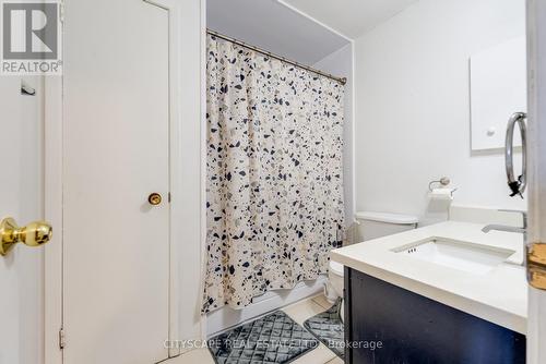 24 - 2779 Gananoque Drive, Mississauga, ON - Indoor Photo Showing Bathroom