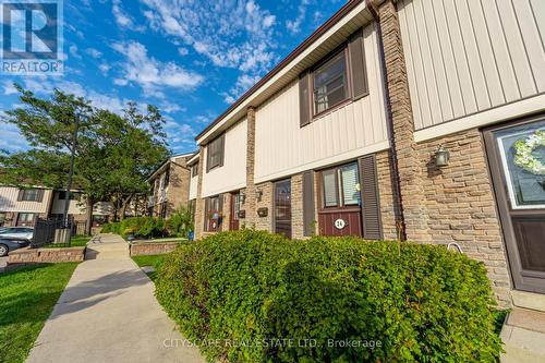 24 - 2779 Gananoque Drive, Mississauga, ON - Outdoor