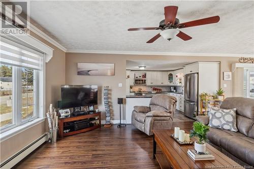 32 Moise, Rogersville, NB - Indoor Photo Showing Living Room