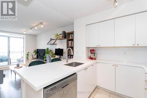 1107 - 50 Lynn Williams Street, Toronto (Niagara), ON - Indoor Photo Showing Kitchen