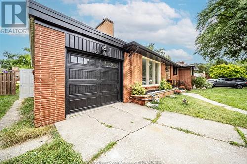 720 Cartier Drive, Windsor, ON - Outdoor