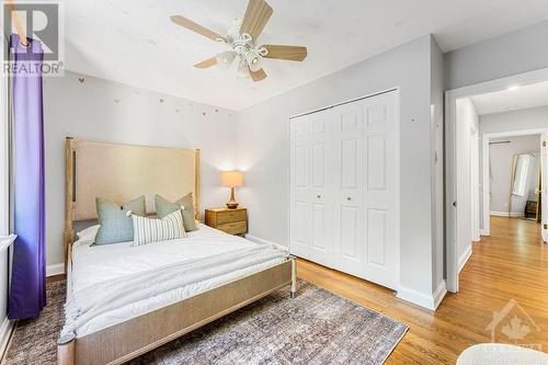 446 Thessaly Circle, Ottawa, ON - Indoor Photo Showing Bedroom