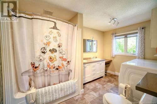 648 Principale, Beresford, NB - Indoor Photo Showing Bathroom