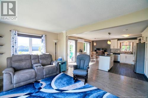 648 Principale, Beresford, NB - Indoor Photo Showing Living Room