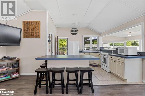 68 Wolverine Beach Rd, Port Severn, ON - Indoor Photo Showing Kitchen