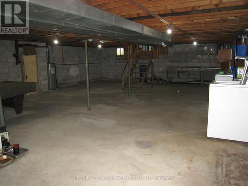 1194 County Rd 1, Prince Edward County (Bloomfield), ON - Indoor Photo Showing Other Room