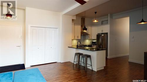 302 2128 Dewdney Avenue, Regina, SK - Indoor Photo Showing Kitchen