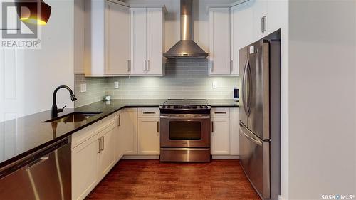 302 2128 Dewdney Avenue, Regina, SK - Indoor Photo Showing Kitchen With Stainless Steel Kitchen With Upgraded Kitchen