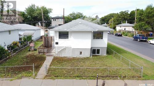 A And B 2200 Harvey Street, Regina, SK - Outdoor