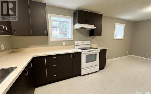 A And B 2200 Harvey Street, Regina, SK - Indoor Photo Showing Kitchen