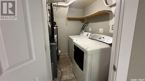 A And B 2200 Harvey Street, Regina, SK - Indoor Photo Showing Laundry Room