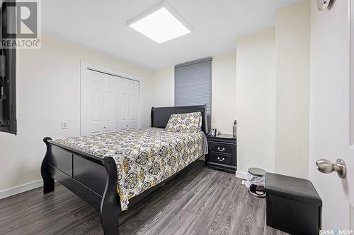 1131 Victoria Avenue, Regina, SK - Indoor Photo Showing Bedroom