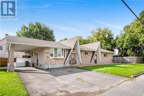 114 St  George West Street, Alexandria, ON - Outdoor