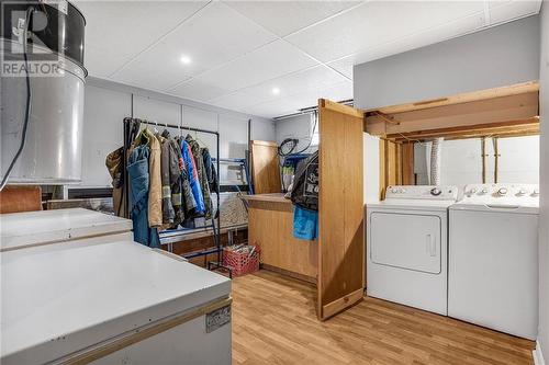 114 St  George West Street, Alexandria, ON - Indoor Photo Showing Laundry Room