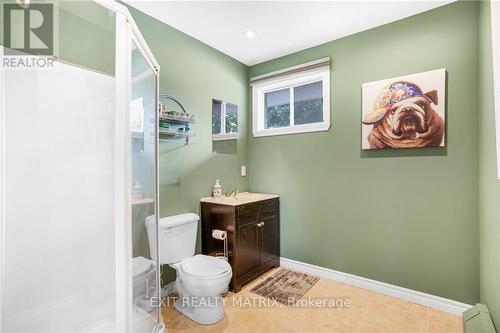 114 St  George West Street, North Glengarry, ON - Indoor Photo Showing Bathroom