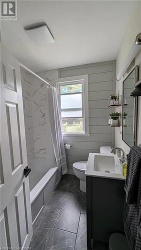 139 Elliott Street Unit# Upper, Cambridge, ON - Indoor Photo Showing Bathroom