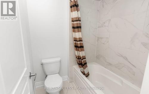 1554 Devine Point, Milton (Ford), ON - Indoor Photo Showing Bathroom