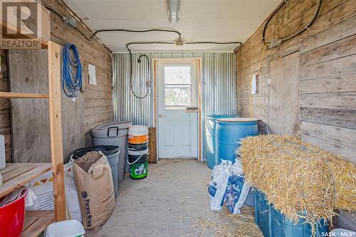 Lemke Acreage, Viscount Rm No. 341, SK - Indoor