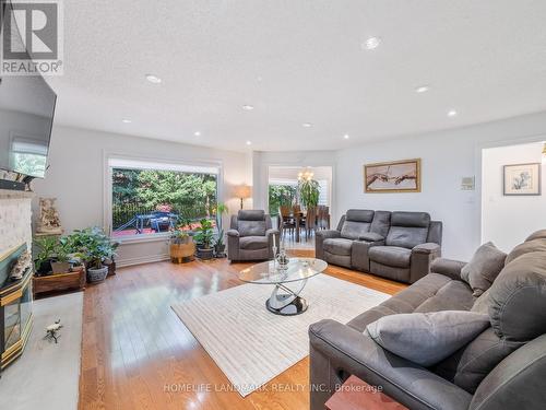 53 Highgrove Crescent, Richmond Hill, ON - Indoor Photo Showing Living Room With Fireplace