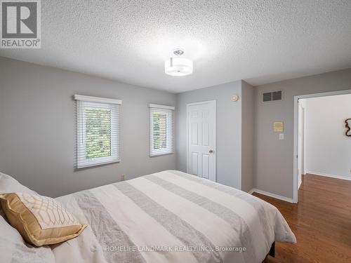 53 Highgrove Crescent, Richmond Hill, ON - Indoor Photo Showing Bedroom