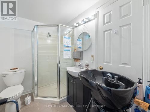 53 Highgrove Crescent, Richmond Hill, ON - Indoor Photo Showing Bathroom