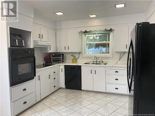 27 Hill Street, St. Stephen, NB - Indoor Photo Showing Kitchen With Double Sink