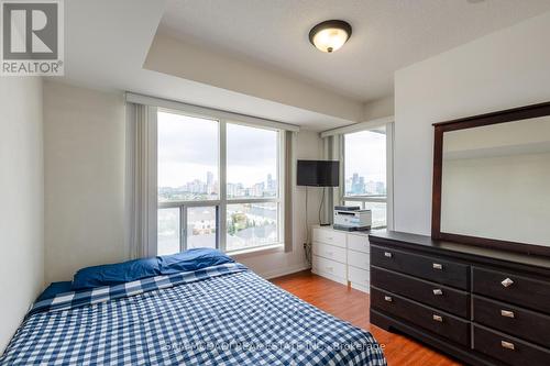 1002 - 220 Forum Drive, Mississauga (Hurontario), ON - Indoor Photo Showing Bedroom