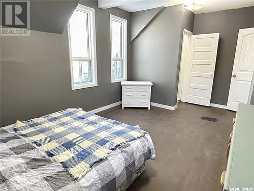 361 18Th Street W, Prince Albert, SK - Indoor Photo Showing Bedroom