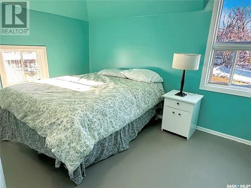 361 18Th Street W, Prince Albert, SK - Indoor Photo Showing Bedroom