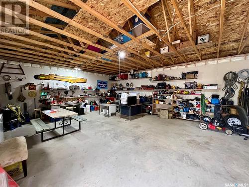 361 18Th Street W, Prince Albert, SK - Indoor Photo Showing Garage