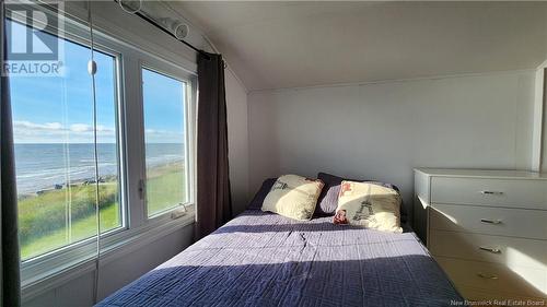 107 Rue De La Mer, Val-Comeau, NB - Indoor Photo Showing Bedroom