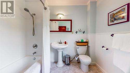 29 Smith Avenue, St. John'S, NL - Indoor Photo Showing Bathroom