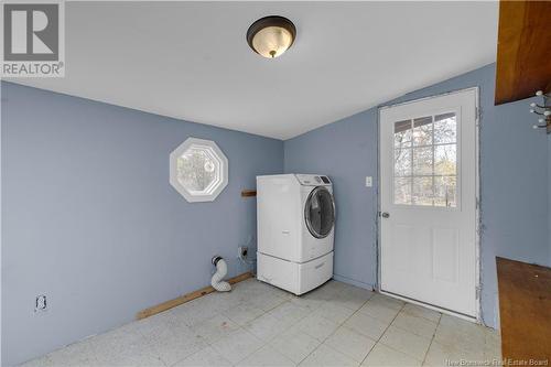 9 Plains Road, Penobsquis, NB - Indoor Photo Showing Laundry Room