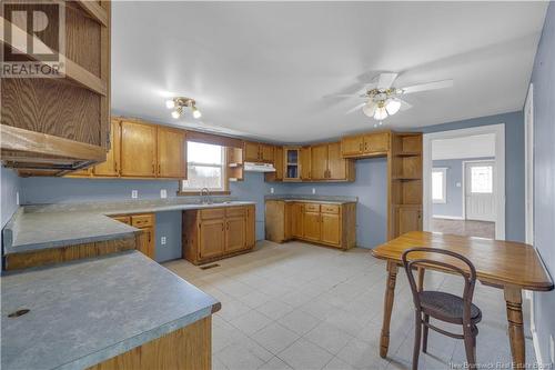 9 Plains Road, Penobsquis, NB - Indoor Photo Showing Kitchen