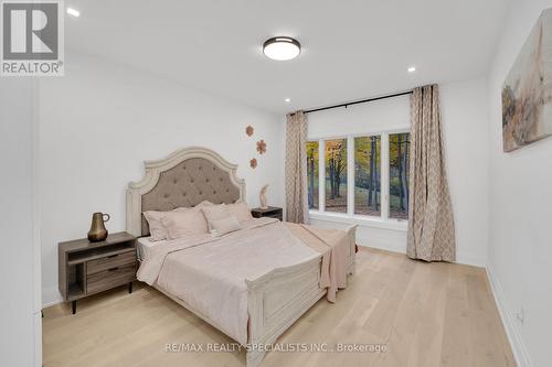 62 Silver Fox Place, Vaughan, ON - Indoor Photo Showing Bedroom