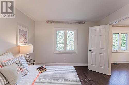 49 Topham Crescent, Richmond Hill, ON - Indoor Photo Showing Bedroom